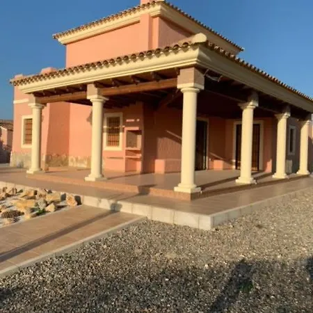 Aljambra Villa *