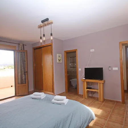 Aljambra Villa *