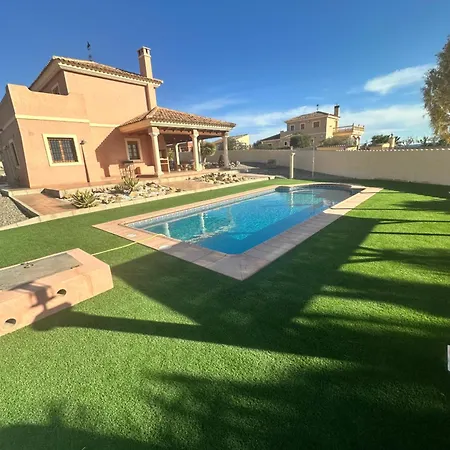 Aljambra Villa